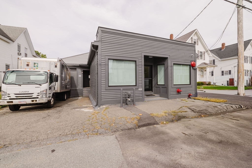 210 School St, Taunton, Massachusetts, ,Commercial Sale,For Sale,School St,73426741