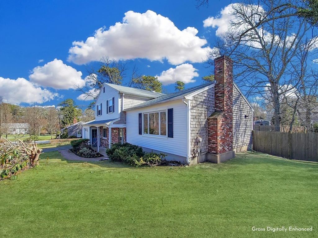 11 Great Oak Rd, Brewster, Massachusetts, 4 Bedrooms Bedrooms, 7 Rooms Rooms,2.5 BathroomsBathrooms,Residential,For Sale,Great Oak Rd,73348906