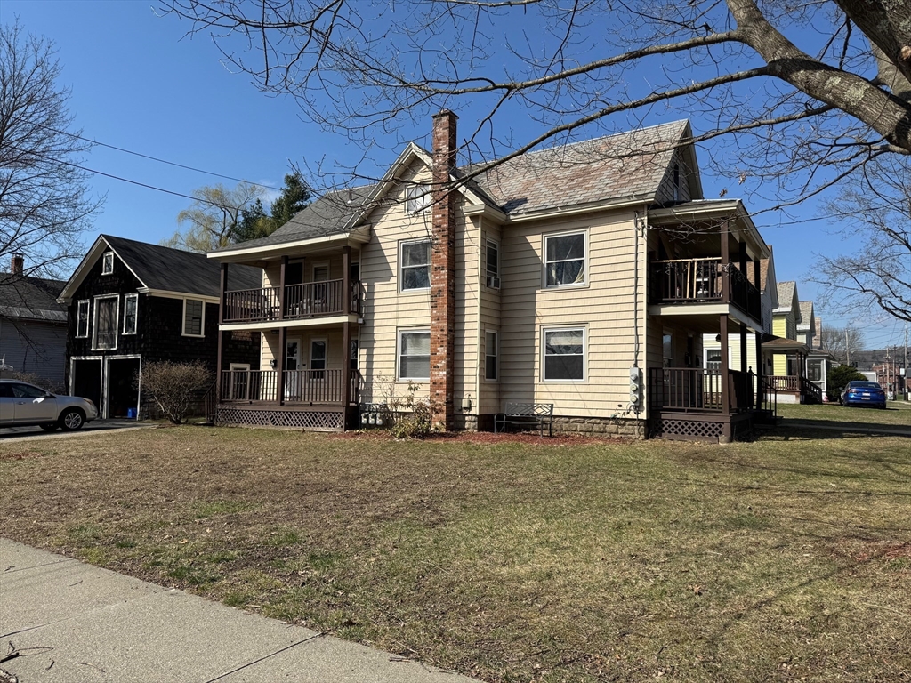 40 Allen St, Greenfield, Massachusetts, 5 Bedrooms Bedrooms, 13 Rooms Rooms,3 BathroomsBathrooms,Residential Income,For Sale,Allen St,73379348