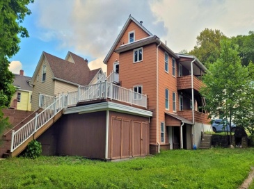 154 Marshall St, Fitchburg, Massachusetts, 6 Bedrooms Bedrooms, 10 Rooms Rooms,2.5 BathroomsBathrooms,Residential Income,For Sale,Marshall St,73401375