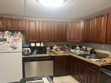 80 Newbury Avenue, Quincy, Massachusetts, 2 Bedrooms Bedrooms, 4 Rooms Rooms,1 BathroomBathrooms,Residential Lease,For Rent,Newbury Avenue,73409904