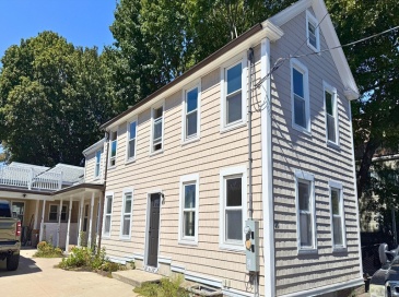 20 Cross St, Salem, Massachusetts, 3 Bedrooms Bedrooms, 5 Rooms Rooms,2 BathroomsBathrooms,Residential Lease,For Rent,Cross St,73426934