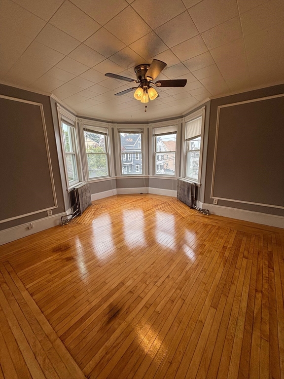 71 Summer St, Everett, Massachusetts, 4 Bedrooms Bedrooms, 7 Rooms Rooms,1 BathroomBathrooms,Residential Lease,For Rent,Summer St,73424175