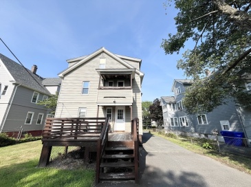 216 Oak Grove Ave, Springfield, Massachusetts, 3 Bedrooms Bedrooms, 5 Rooms Rooms,1 BathroomBathrooms,Residential Lease,For Rent,Oak Grove Ave,73414369