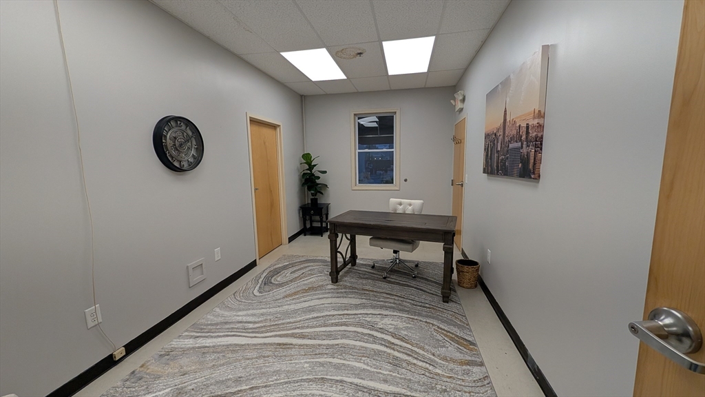 424 Washington St, North Attleboro, Massachusetts, ,Commercial Lease,For Rent,Washington St,73427089