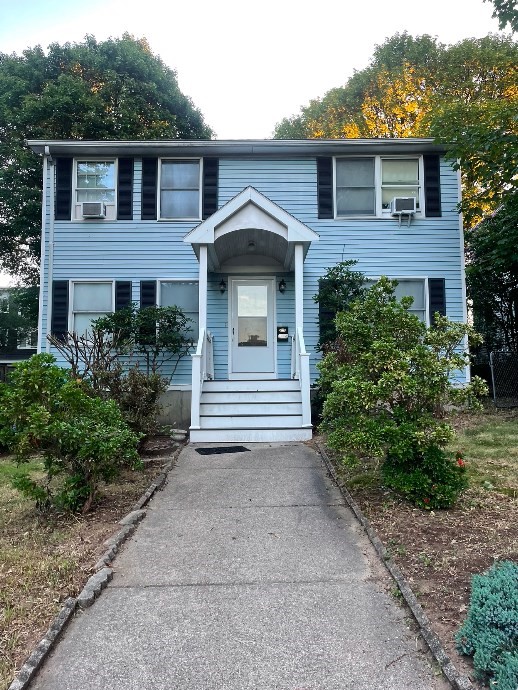 124 Beech St, Boston, Massachusetts, 3 Bedrooms Bedrooms, 7 Rooms Rooms,1.5 BathroomsBathrooms,Residential Lease,For Rent,Beech St,73427114