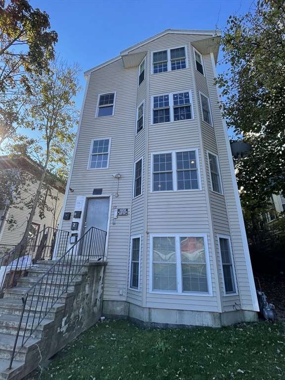 69 Clifford Street, Boston, Massachusetts, 3 Bedrooms Bedrooms, 5 Rooms Rooms,1 BathroomBathrooms,Residential Lease,For Rent,Clifford Street,73414231