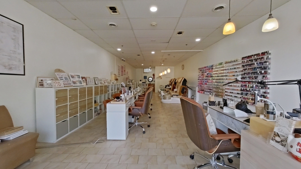 000 High St, Westwood, Massachusetts, ,Business Opportunity,For Sale,High St,73427412