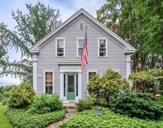 167 Bakerville, Dartmouth, Massachusetts, 4 Bedrooms Bedrooms, 9 Rooms Rooms,2 BathroomsBathrooms,Residential,For Sale,Bakerville,73377592