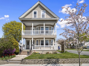 36 Highland Ave, Lowell, Massachusetts, 6 Bedrooms Bedrooms, 12 Rooms Rooms,2 BathroomsBathrooms,Residential Income,For Sale,Highland Ave,73399362