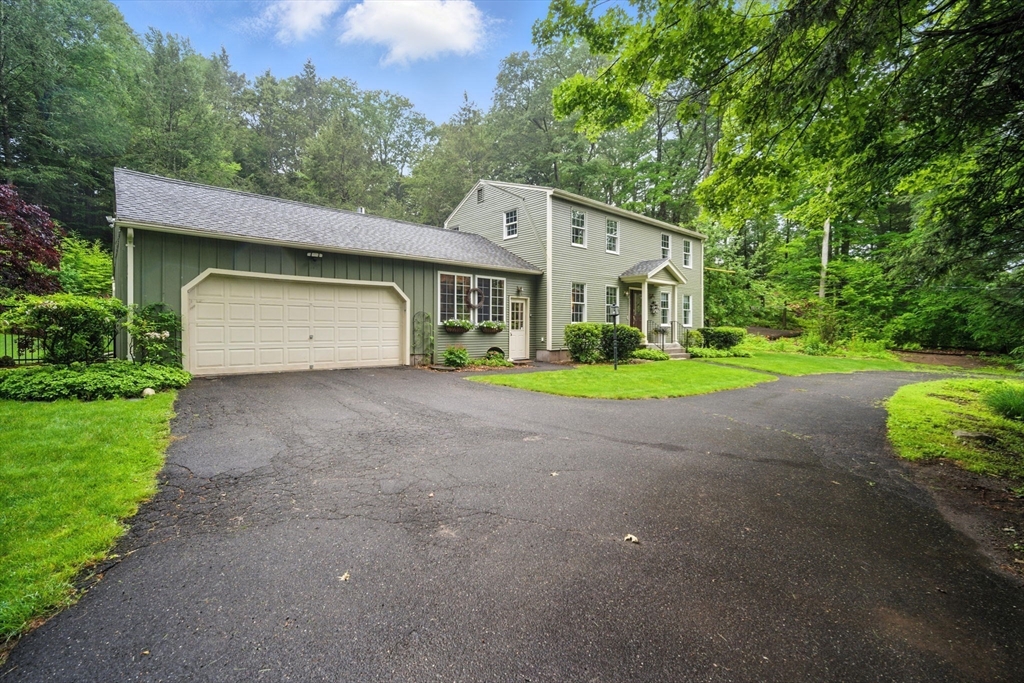 74 Aldrich Street, Granby, Massachusetts, 4 Bedrooms Bedrooms, 7 Rooms Rooms,3 BathroomsBathrooms,Residential,For Sale,Aldrich Street,73392960