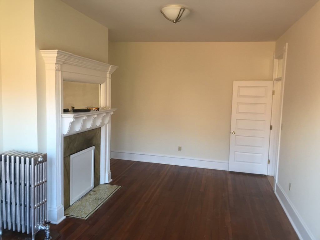1469 Beacon Street, Brookline, Massachusetts, 4 Bedrooms Bedrooms, 7 Rooms Rooms,2 BathroomsBathrooms,Residential Lease,For Rent,Beacon Street,73427471