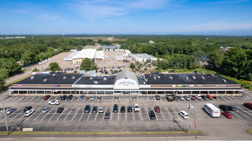 1501 Bedford St, Abington, Massachusetts, ,Commercial Lease,For Rent,Bedford St,73427587