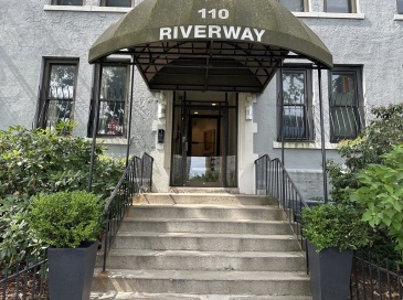 110 Riverway, Boston, Massachusetts, 1 Bedroom Bedrooms, 2 Rooms Rooms,1 BathroomBathrooms,Residential Lease,For Rent,Riverway,73413635
