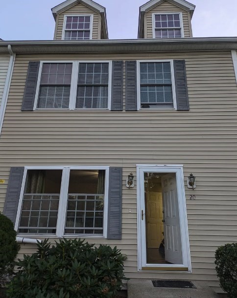 37 Glen Ave, Chelmsford, Massachusetts, 2 Bedrooms Bedrooms, 7 Rooms Rooms,1.5 BathroomsBathrooms,Residential Lease,For Rent,Glen Ave,73427738