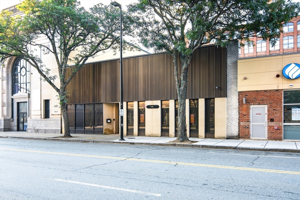 468 Essex St, Lawrence, Massachusetts, ,Commercial Lease,For Rent,Essex St,73427974