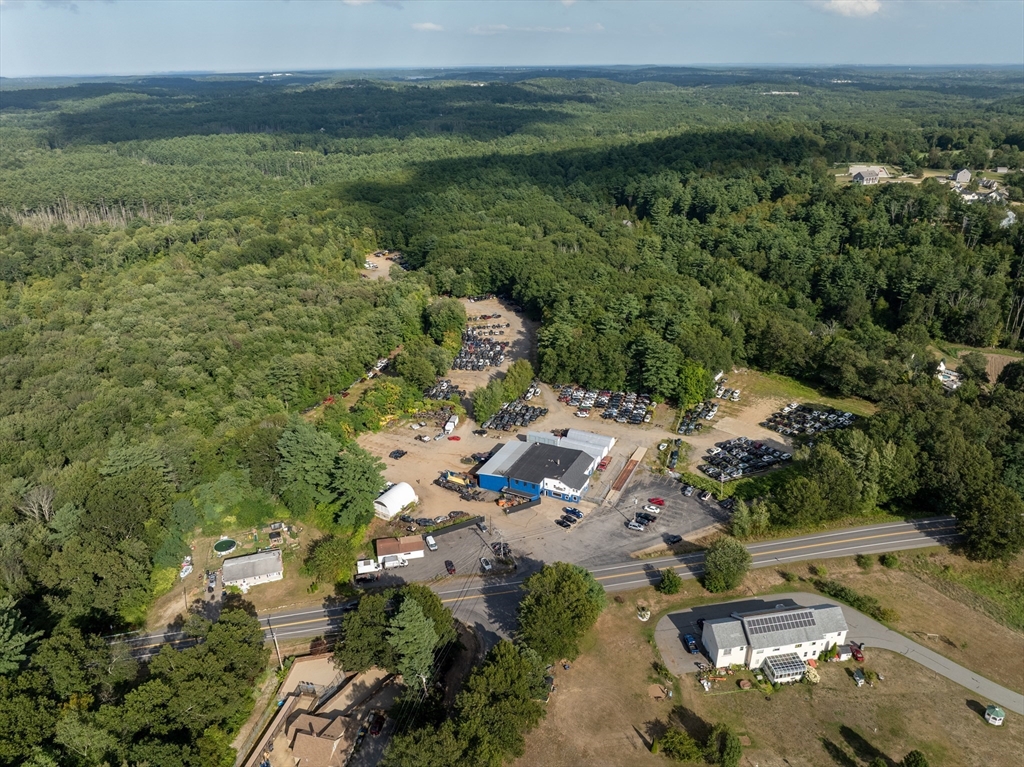 89 Newton Rd, Plaistow, New Hampshire, ,Commercial Sale,For Sale,Newton Rd,73427982
