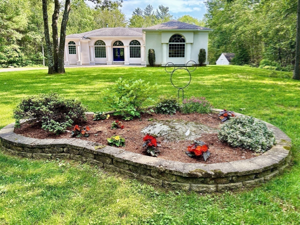 716 Woodland Way, Russell, Massachusetts, 3 Bedrooms Bedrooms, 8 Rooms Rooms,2.5 BathroomsBathrooms,Residential,For Sale,Woodland Way,73386886