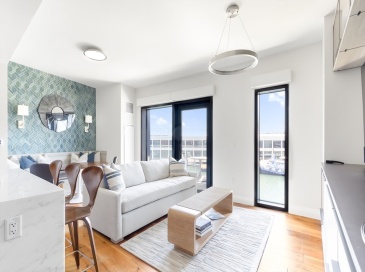 300 Pier 4 Blvd, Boston, Massachusetts, 1 Bedroom Bedrooms, 3 Rooms Rooms,1.5 BathroomsBathrooms,Residential,For Sale,Pier 4 Blvd,73332762