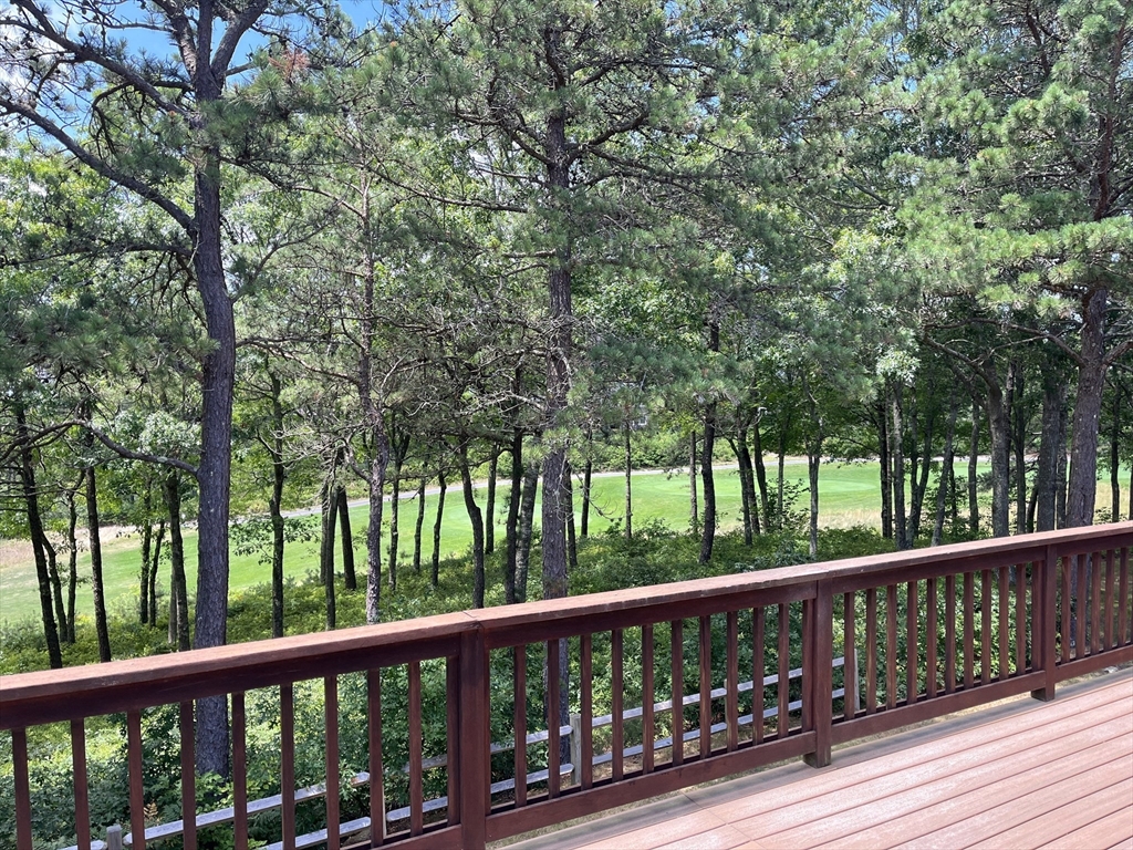 22 Martin Circle, Plymouth, Massachusetts, 3 Bedrooms Bedrooms, 8 Rooms Rooms,3 BathroomsBathrooms,Residential,For Sale,Martin Circle,73343775