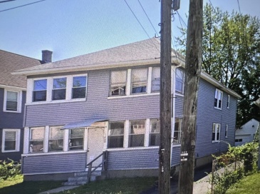 34-36 Mazarin Street, Springfield, Massachusetts, 6 Bedrooms Bedrooms, 10 Rooms Rooms,2 BathroomsBathrooms,Residential Income,For Sale,Mazarin Street,73428098
