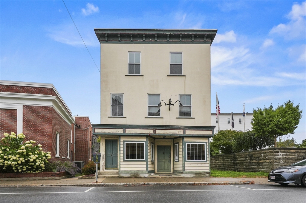 98 Exchange Street, Athol, Massachusetts, ,Commercial Lease,For Rent,Exchange Street,73428216