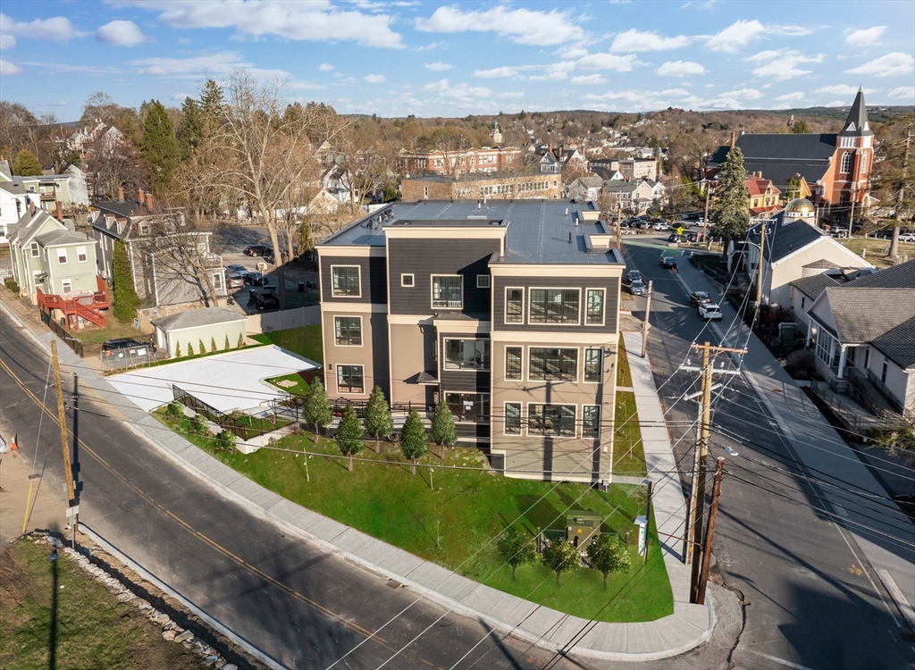 272 Lincoln St, Marlborough, Massachusetts, 2 Bedrooms Bedrooms, 5 Rooms Rooms,2 BathroomsBathrooms,Residential,For Sale,Lincoln St,73362484