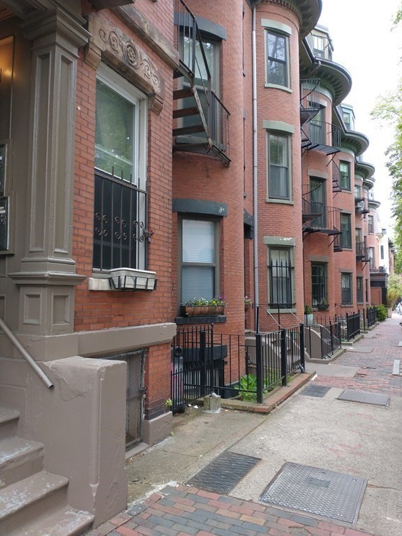 84 Chandler, Boston, Massachusetts, 1 Room Rooms,1 BathroomBathrooms,Residential Lease,For Rent,Chandler,73421570