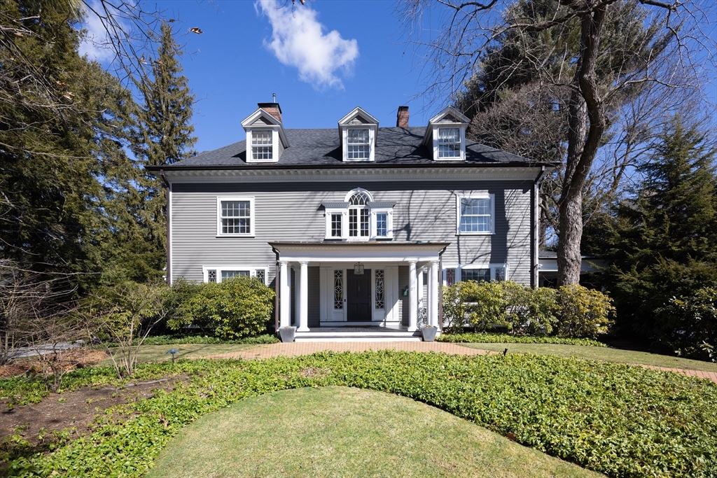 27 Suffolk Road, Newton, Massachusetts, 6 Bedrooms Bedrooms, 10 Rooms Rooms,4.5 BathroomsBathrooms,Residential,For Sale,Suffolk Road,73349573