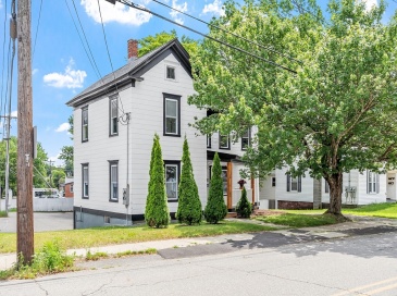 18 Walker St, Leominster, Massachusetts, 4 Bedrooms Bedrooms, 8 Rooms Rooms,2 BathroomsBathrooms,Residential Income,For Sale,Walker St,73400593