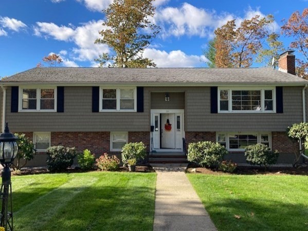 59 Hobbs Brook Rd, Waltham, Massachusetts, 3 Bedrooms Bedrooms, 7 Rooms Rooms,2.5 BathroomsBathrooms,Residential Lease,For Rent,Hobbs Brook Rd,73412820