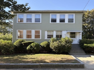100 Warwick Rd, Newton, Massachusetts, 2 Bedrooms Bedrooms, 6 Rooms Rooms,1 BathroomBathrooms,Residential Lease,For Rent,Warwick Rd,73429075
