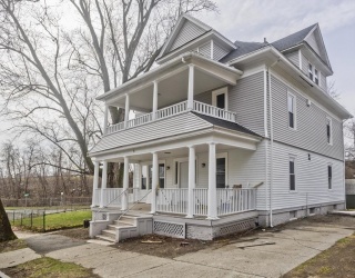 44 Eagle, Springfield, Massachusetts, 3 Bedrooms Bedrooms, 5 Rooms Rooms,1 BathroomBathrooms,Residential Lease,For Rent,Eagle,73428944