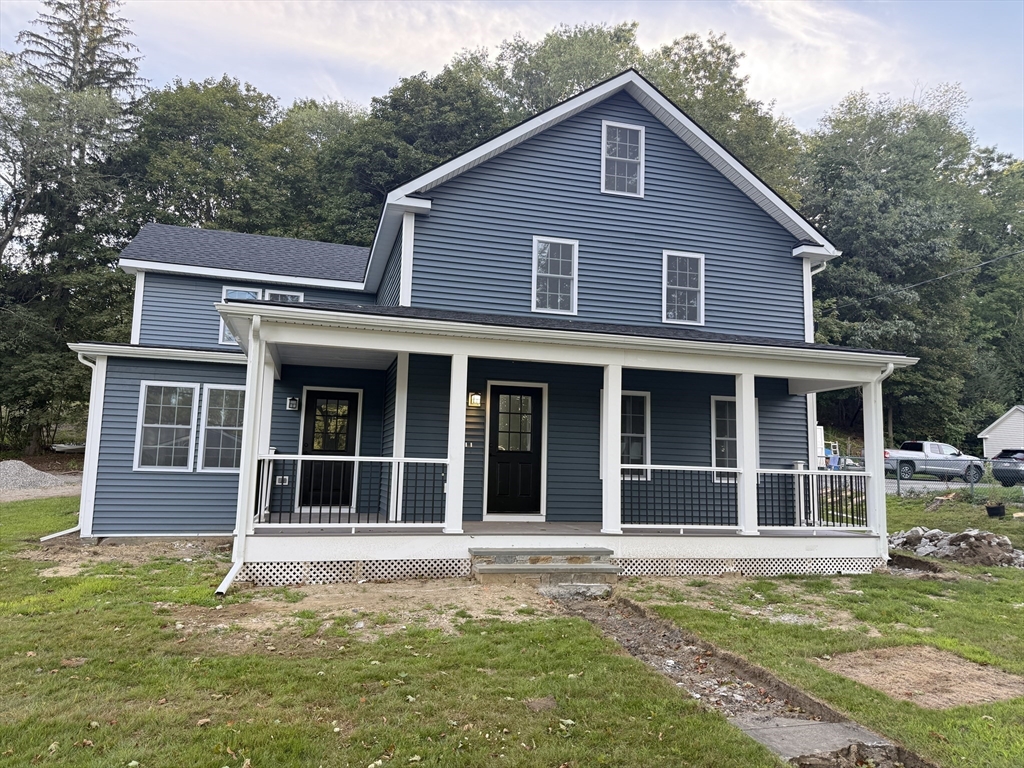 27 Leicester St, Oxford, Massachusetts, 4 Bedrooms Bedrooms, 5 Rooms Rooms,1 BathroomBathrooms,Residential Lease,For Rent,Leicester St,73428825