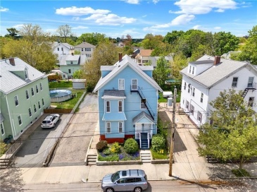 23-25 Young St, Pawtucket, Rhode Island, 6 Bedrooms Bedrooms, 15 Rooms Rooms,3 BathroomsBathrooms,Residential Income,For Sale,Young St,73369025