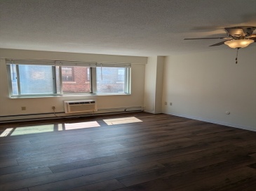 130 Bowdoin Street, Boston, Massachusetts, 1 Bedroom Bedrooms, 3 Rooms Rooms,1 BathroomBathrooms,Residential Lease,For Rent,Bowdoin Street,73425329