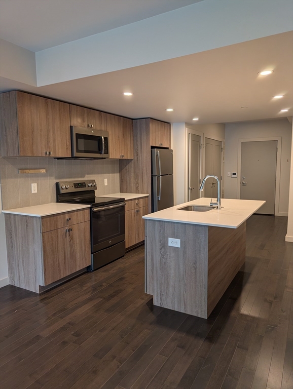 3383 Washington Street, Boston, Massachusetts, 1 Bedroom Bedrooms, 3 Rooms Rooms,1 BathroomBathrooms,Residential Lease,For Rent,Washington Street,73420418