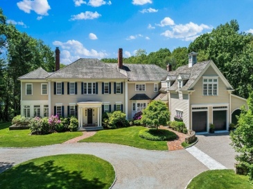 26 Longmeadow Drive, Westwood, Massachusetts, 5 Bedrooms Bedrooms, 17 Rooms Rooms,5.5 BathroomsBathrooms,Residential,For Sale,Longmeadow Drive,73430073