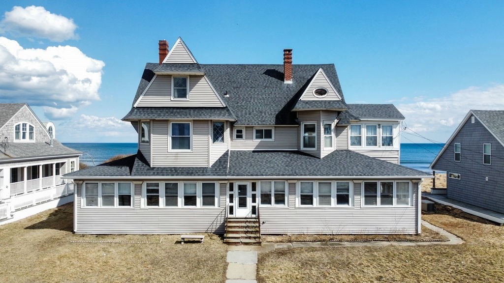 154 North End Boulevard, Salisbury, Massachusetts, 6 Bedrooms Bedrooms, 11 Rooms Rooms,3.5 BathroomsBathrooms,Residential,For Sale,North End Boulevard,73213346
