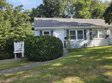 50 Spring Street, Walpole, Massachusetts, 2 Bedrooms Bedrooms, 4 Rooms Rooms,1 BathroomBathrooms,Residential Lease,For Rent,Spring Street,73430154