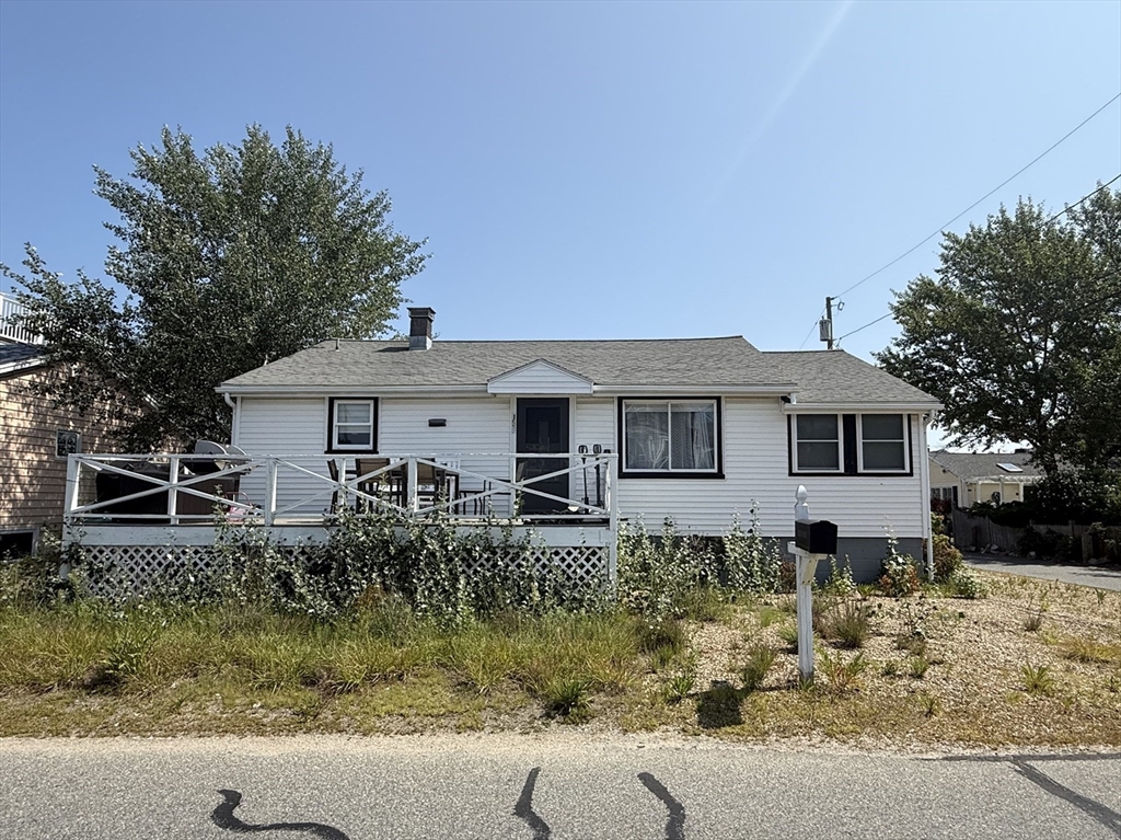 150 Northern Blvd, Newburyport, Massachusetts, 3 Bedrooms Bedrooms, 5 Rooms Rooms,1 BathroomBathrooms,Residential Lease,For Rent,Northern Blvd,73430292