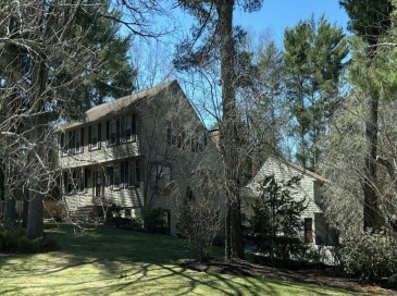 114 Graham Hill Dr, Hanover, Massachusetts, 5 Bedrooms Bedrooms, 10 Rooms Rooms,3.5 BathroomsBathrooms,Residential,For Sale,Graham Hill Dr,73430304