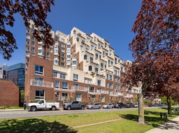 75-83 Cambridge Pkwy, Cambridge, Massachusetts, 2 Bedrooms Bedrooms, 4 Rooms Rooms,2.5 BathroomsBathrooms,Residential Lease,For Rent,Cambridge Pkwy,73407436