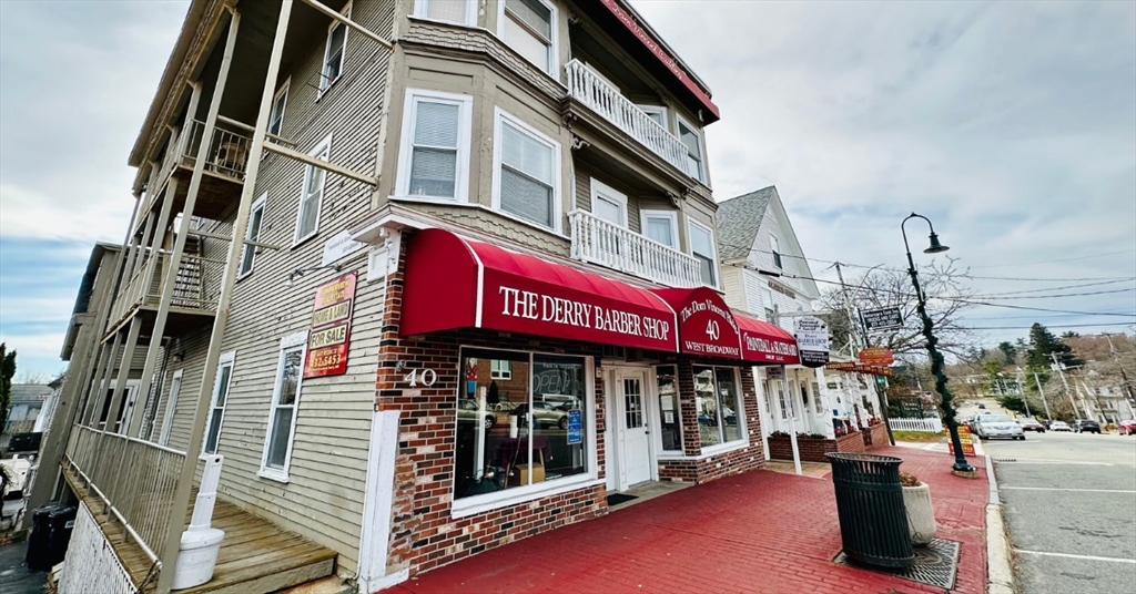 40 W Broadway, Derry, New Hampshire, 1 Bedroom Bedrooms, 2 Rooms Rooms,1 BathroomBathrooms,Residential Lease,For Rent,W Broadway,73430444