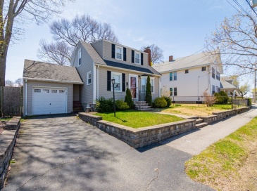 73 Pelican Rd, Quincy, Massachusetts, 3 Bedrooms Bedrooms, 7 Rooms Rooms,2 BathroomsBathrooms,Residential Lease,For Rent,Pelican Rd,73414350