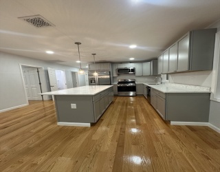 180-182 Osgood St, Lawrence, Massachusetts, 3 Bedrooms Bedrooms, 7 Rooms Rooms,2 BathroomsBathrooms,Residential Lease,For Rent,Osgood St,73412761