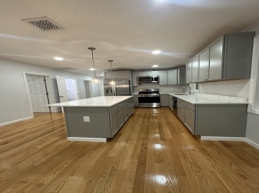 180-182 Osgood St, Lawrence, Massachusetts, 3 Bedrooms Bedrooms, 7 Rooms Rooms,2 BathroomsBathrooms,Residential Lease,For Rent,Osgood St,73412761