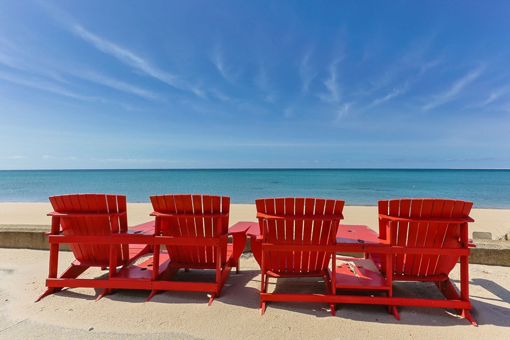 174 Shore Road, Truro, Massachusetts, 2 Bedrooms Bedrooms, 3 Rooms Rooms,1 BathroomBathrooms,Residential,For Sale,Shore Road,73359823