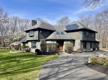 20 Kings Rd, Sharon, Massachusetts, 4 Bedrooms Bedrooms, 11 Rooms Rooms,4.5 BathroomsBathrooms,Residential,For Sale,Kings Rd,73362305 20 Kings Rd, Sharon, Massachusetts, 4 Bedrooms Bedrooms, 11 Rooms Rooms,4.5 BathroomsBathrooms,Residential,For Sale,Kings Rd,73362305