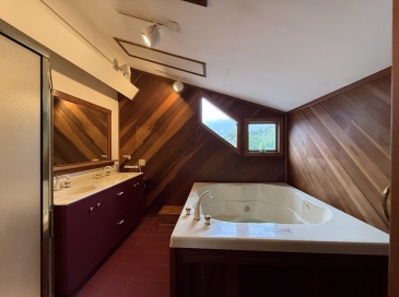 5 Cedar Hill Terrace, Swampscott, Massachusetts, 3 Bedrooms Bedrooms, 7 Rooms Rooms,2 BathroomsBathrooms,Residential Lease,For Rent,Cedar Hill Terrace,73389249